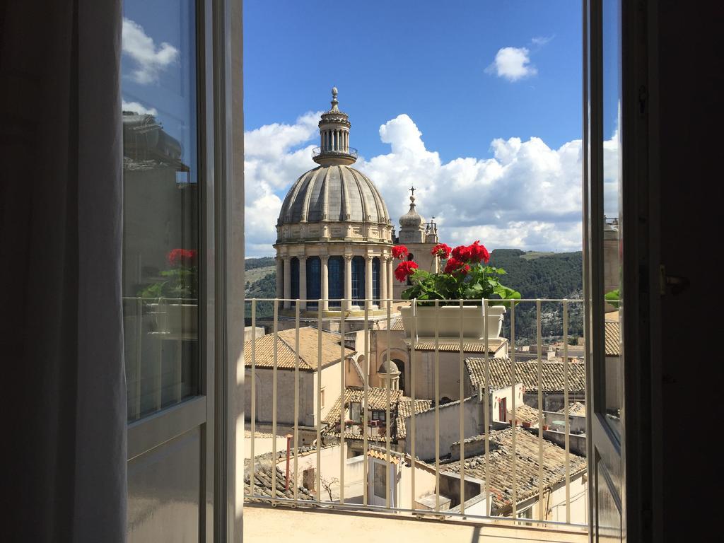 Il Duomo Relais Hotel Ragusa Exterior photo