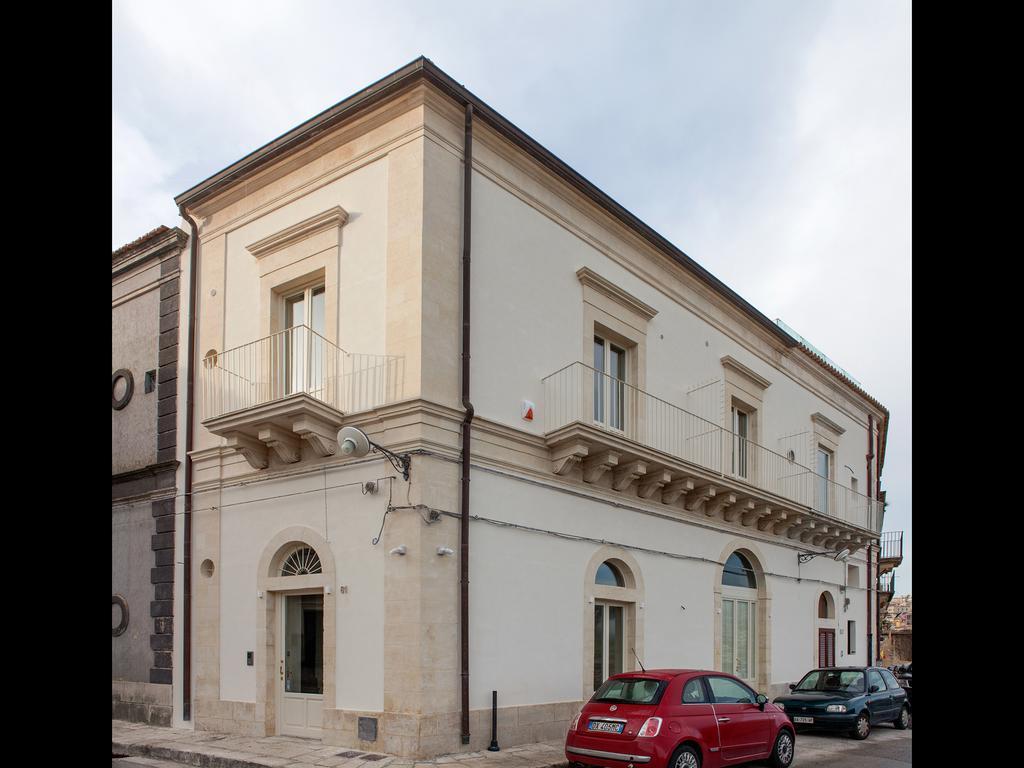 Il Duomo Relais Hotel Ragusa Exterior photo