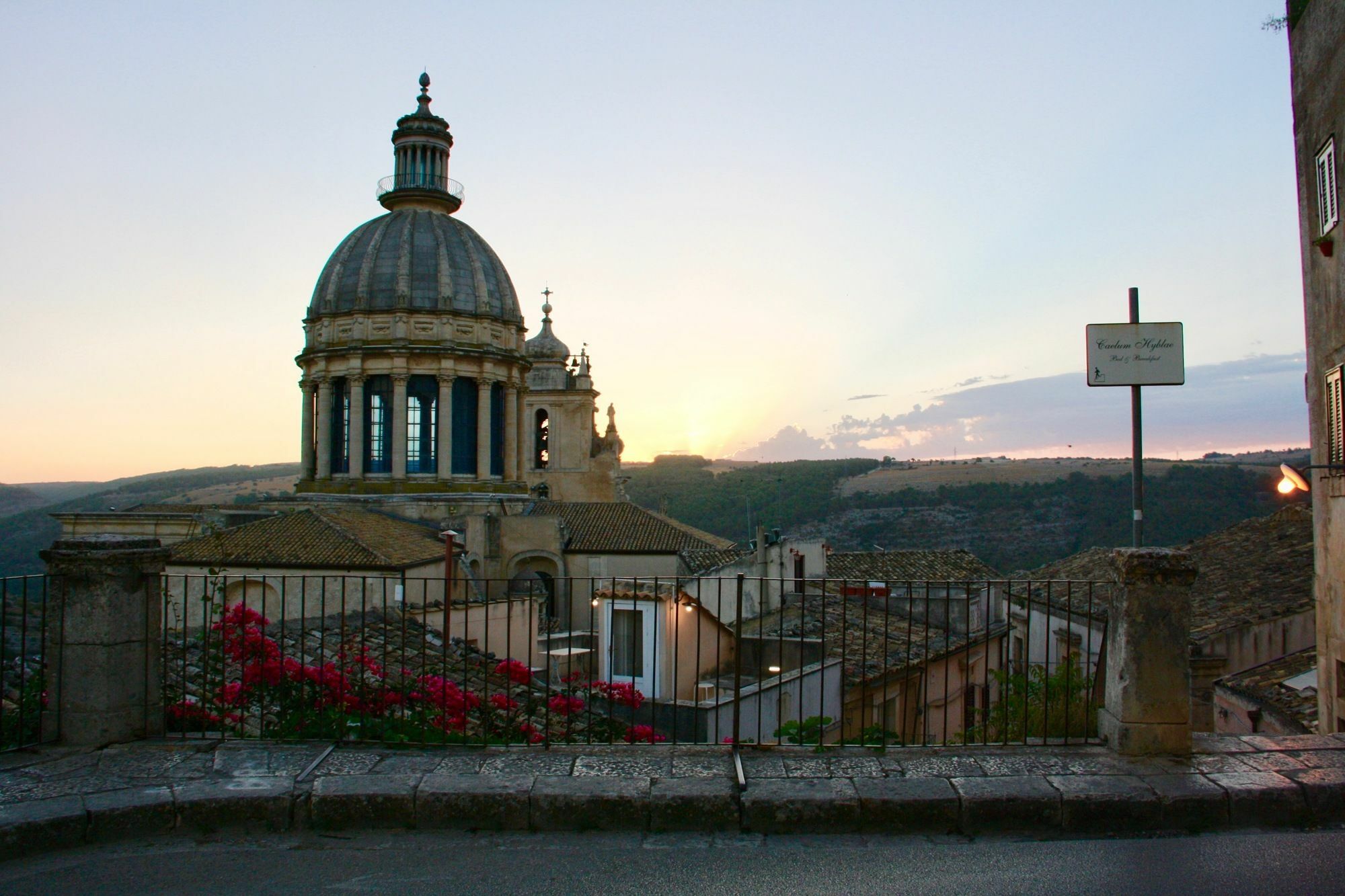Il Duomo Relais Hotel Ragusa Exterior photo